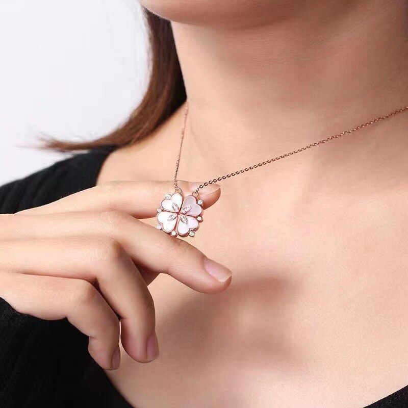 Crystal heart flower pendant Crystal heart flower pendant