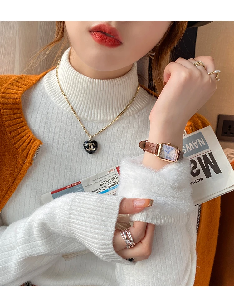 Turtleneck Sweater with Velvet Lining Turtleneck Sweater with Velvet Lining