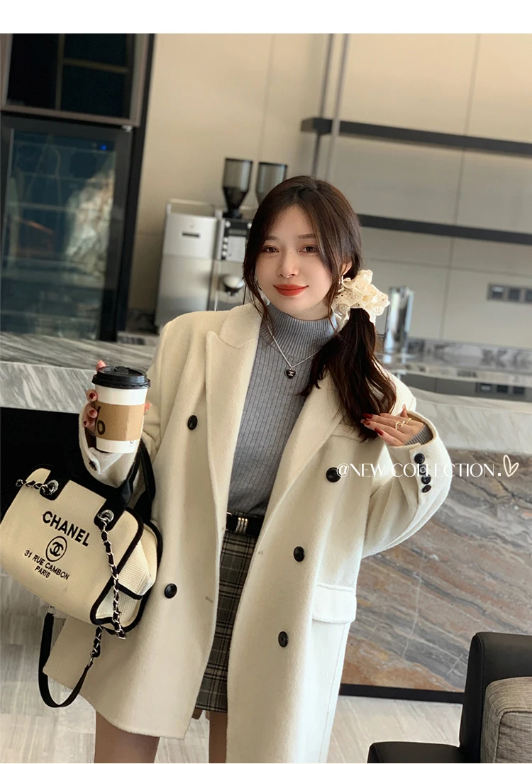Turtleneck Sweater with Velvet Lining Turtleneck Sweater with Velvet Lining
