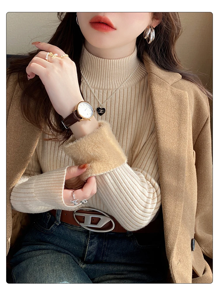 Turtleneck Sweater with Velvet Lining Turtleneck Sweater with Velvet Lining